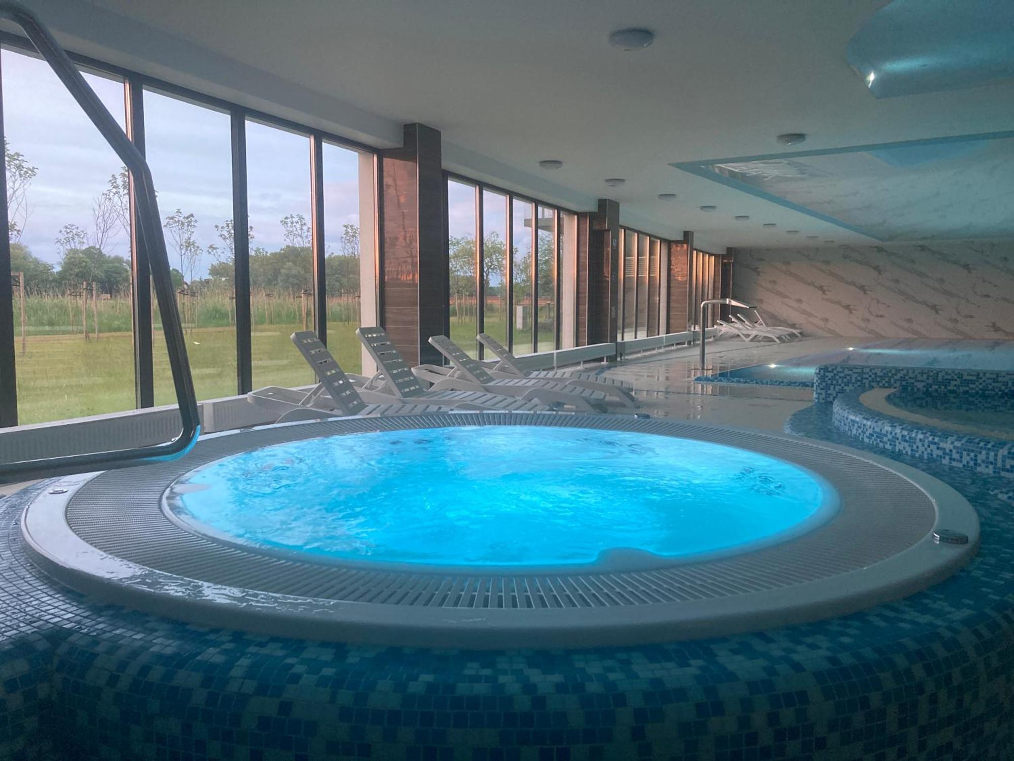 Apartament Coffee-Cream - Relaks - Sauna I Basen Dziwnów エクステリア 写真